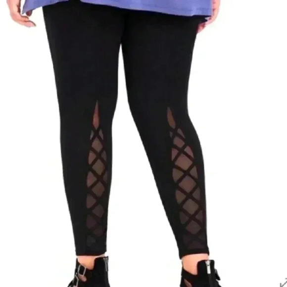 torrid Pants - NWT Torrid Black Mesh Leggings, Size 0x